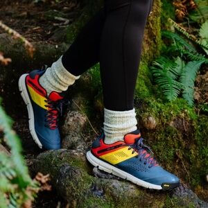 New Danner for Free People Movement Trail 2650 Hiking Shoe Sneaker size  7 or 9